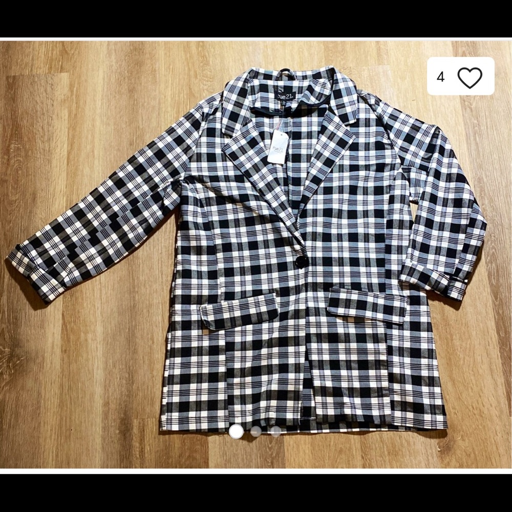 New Rue 21 (light) blazer (never worn)